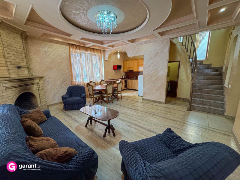 Տուն՝ 2 ննջասենյակով, 6 հյուրի համար, 120 մ²