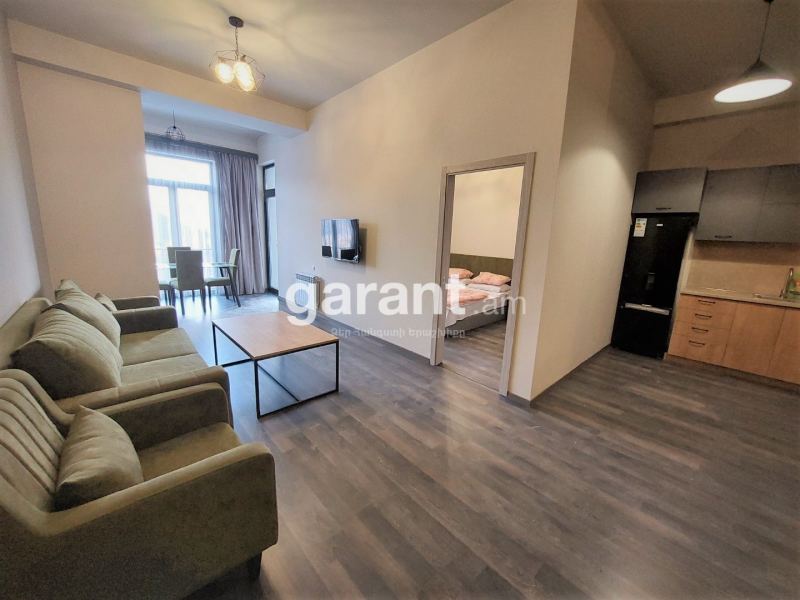 Բնակարան՝ 1 ննջասենյակով, 4 հյուրի համար, 58 մ²