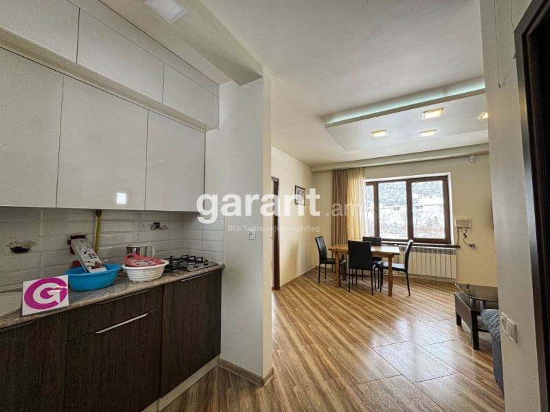 Քոթեջ՝ 2 ննջասենյակով, 5 հյուրի համար, 64 մ²
