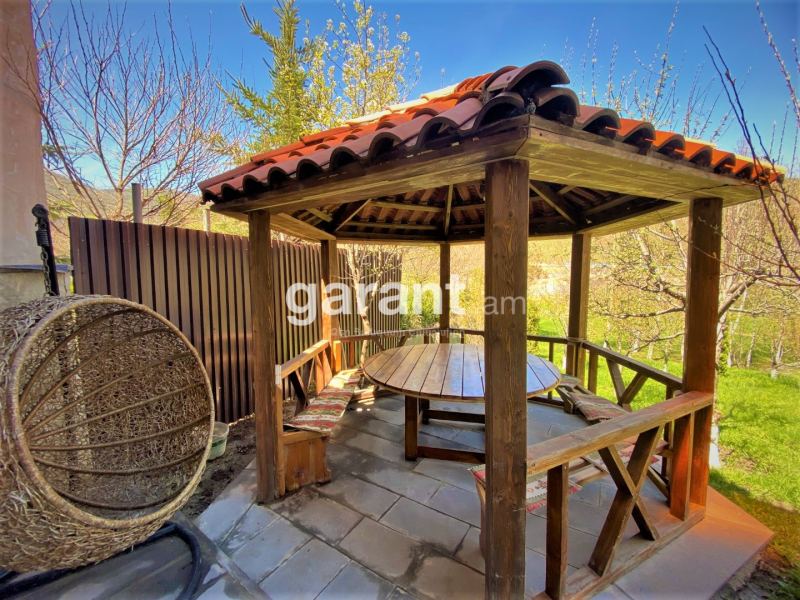 Տուն՝ 1 ննջասենյակով, 6 հյուրի համար, 120 մ²